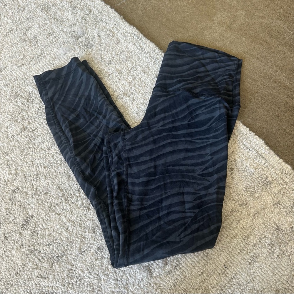 Lululemon Align Black Zebra Print Leggings 25”